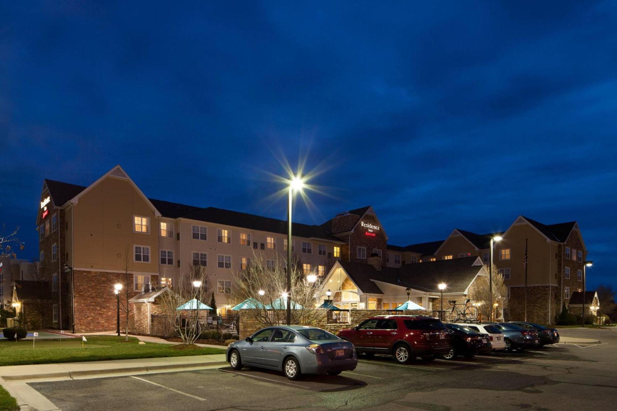 Residence Inn By Marriott Wichita East At Plazzio Екстериор снимка